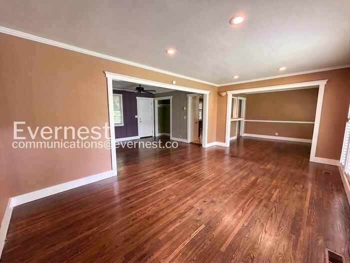 4908 Briarwood Dr - Photo 6 of 24