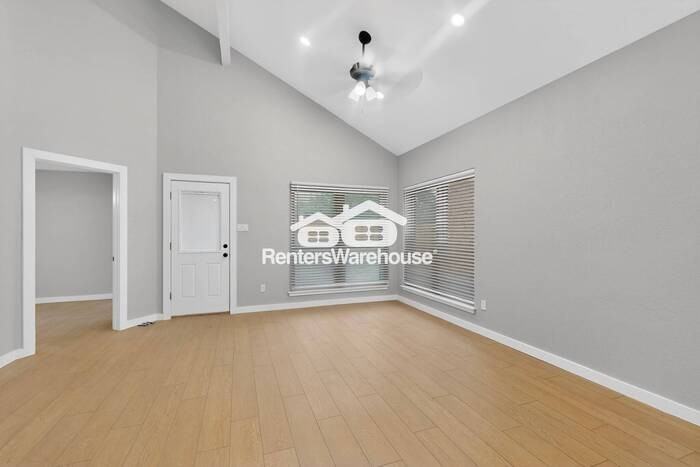 1725 San Francisco St - Photo 6 of 41
