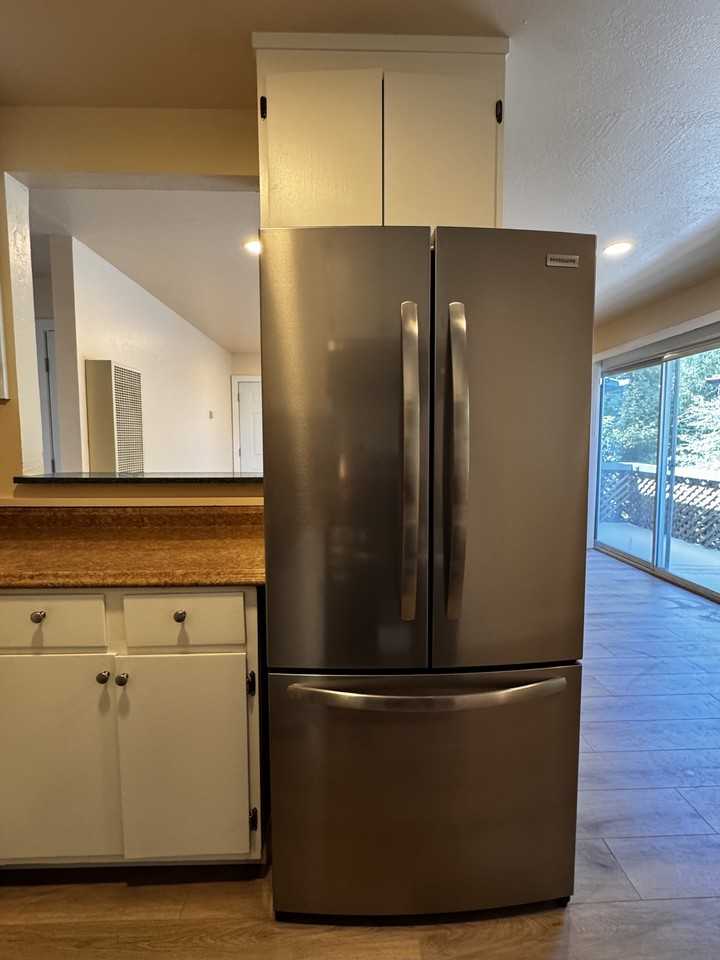 235 Arana Dr #D - Photo 5 of 16