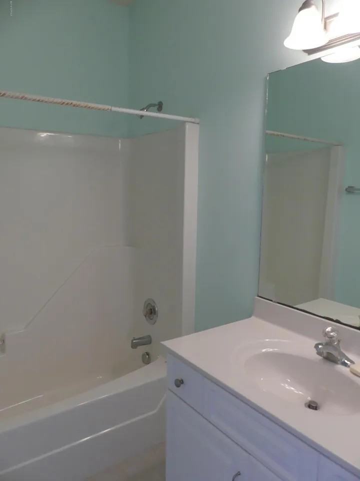 115 Colville Ct #NA - Photo 2 of 21