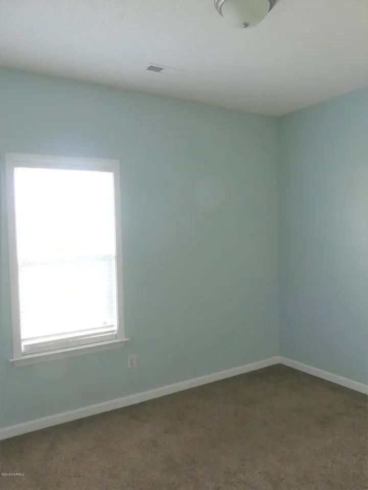 115 Colville Ct #NA - Photo 6 of 21