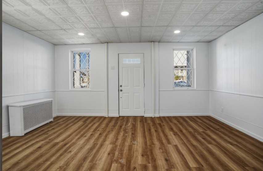 123 W Carey St #NA - Photo 2 of 13