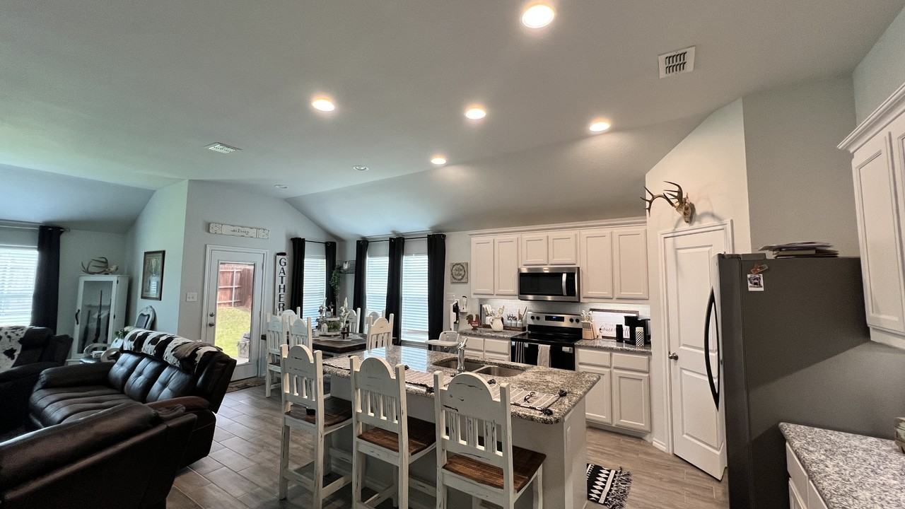 4711 Avion Dr #NA - Photo 4 of 18