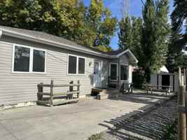 featured image of 626 1/2 7th Ave W #1