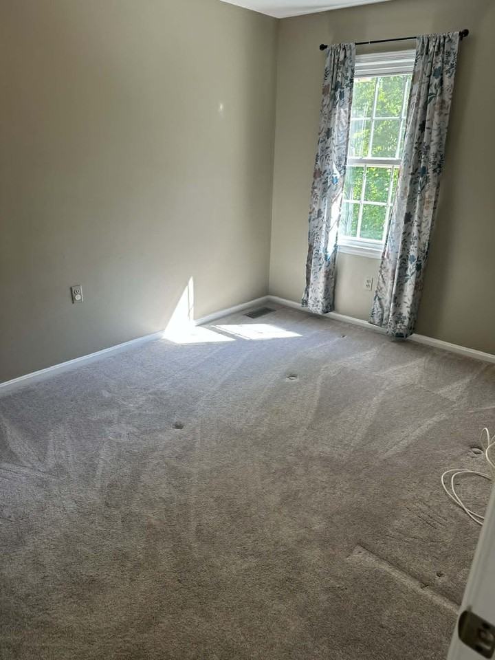2913 Seminole Rd #2913 - Photo 2 of 16