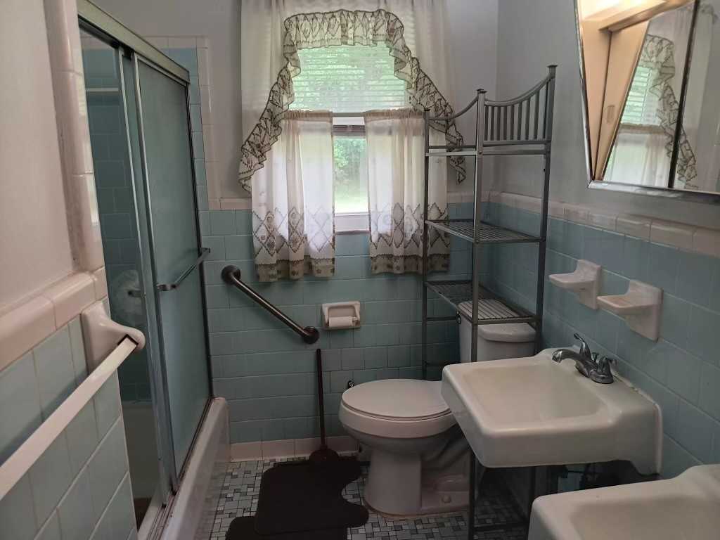 282 Bayview Rd #NA - Photo 6 of 6