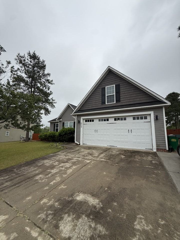 609 Juno Dr #NA - Photo 2 of 18