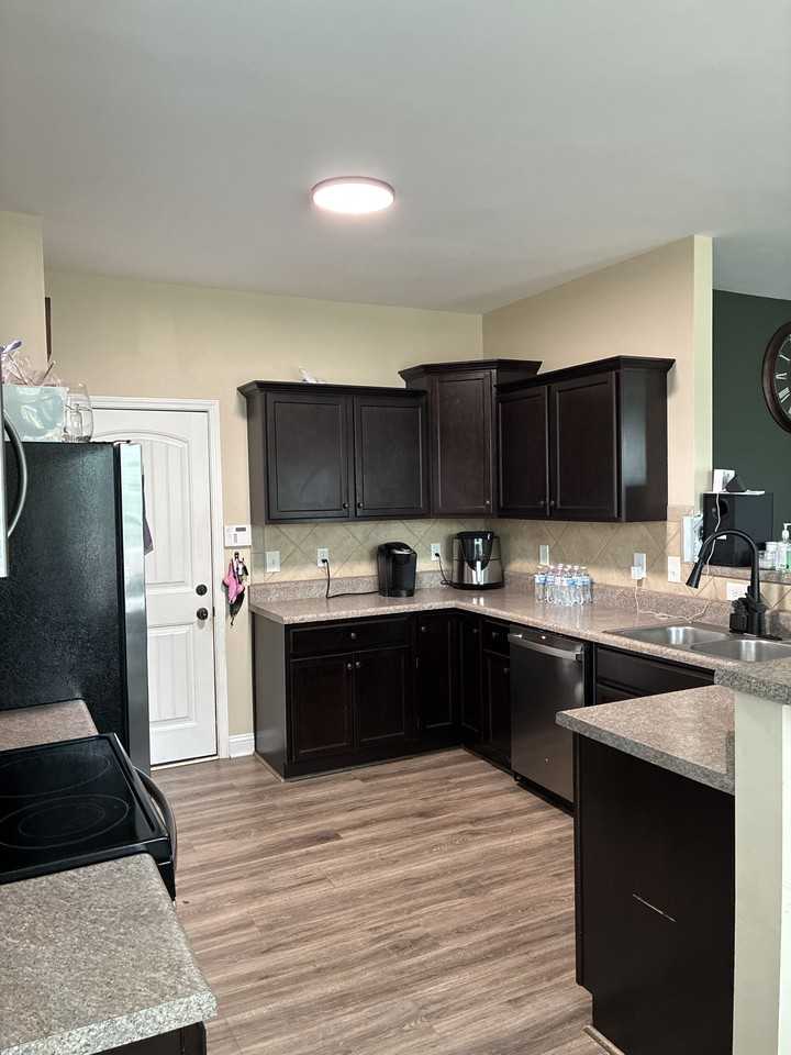 609 Juno Dr #NA - Photo 3 of 18