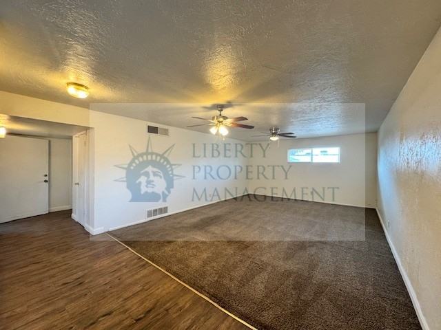 1319 Sanger Ave #NA - Photo 2 of 14