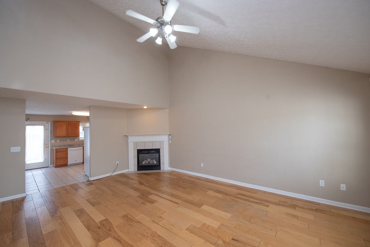 1940 Ellison Dr #NA - Photo 6 of 26