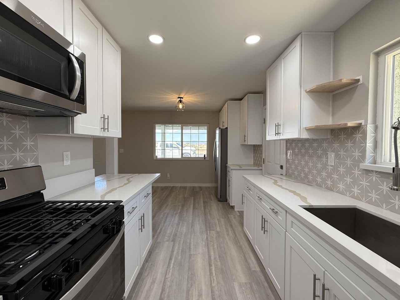 1217 W Upjohn Ave #NA - Photo 6 of 20