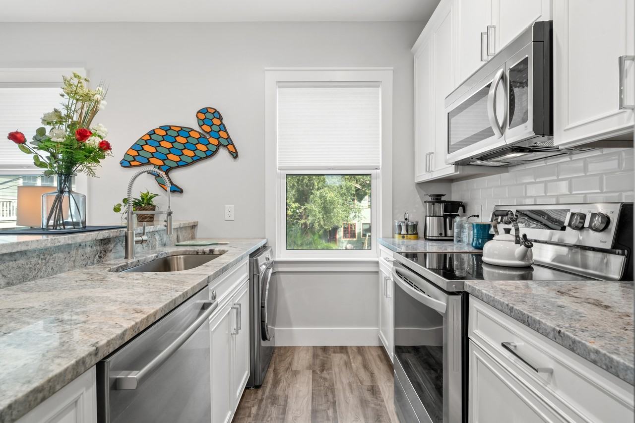 249 8th Ave N #249-1-2 - Photo 4 of 10
