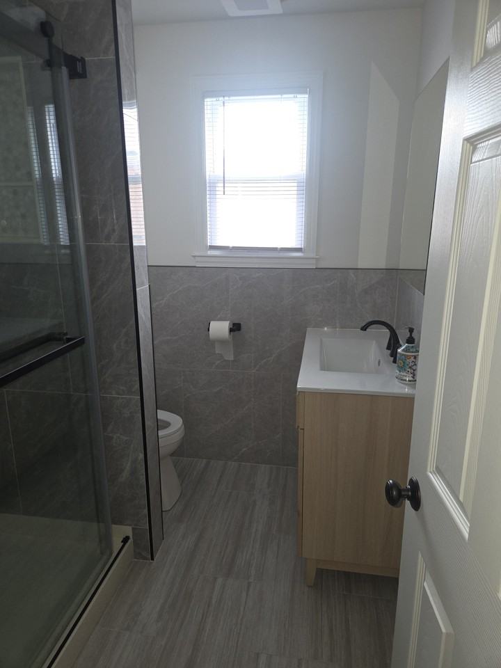 100 N Ogle Ave #3 - Photo 7 of 11