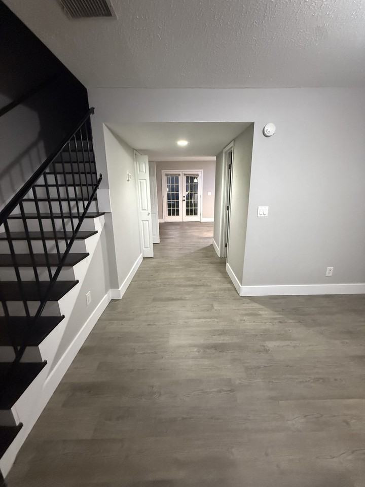 1802 Jackson Ave W #83 - Photo 7 of 13