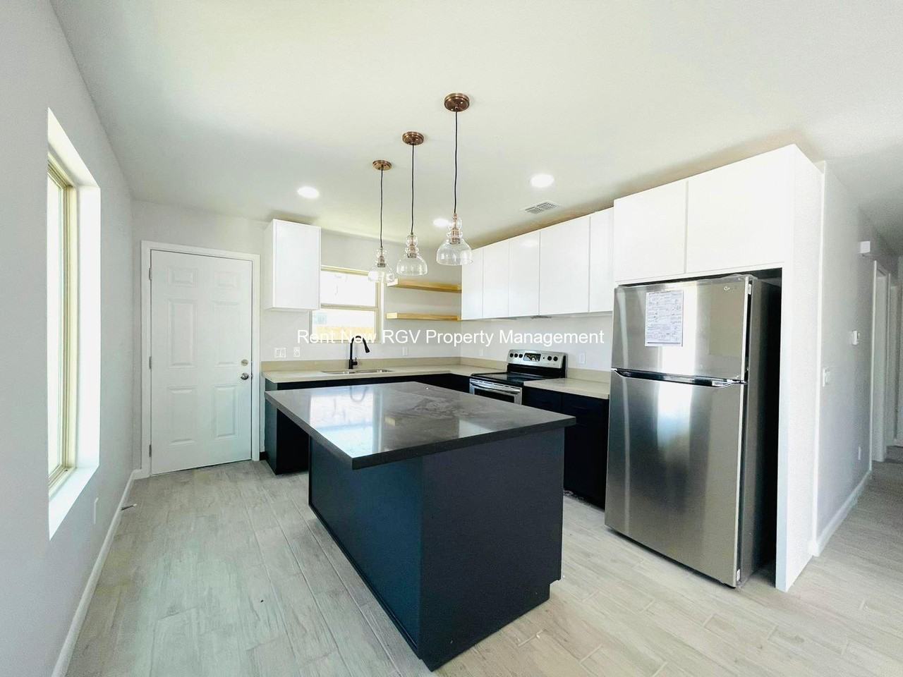 3802 Las Vistas Ln #3 - Photo 2 of 12