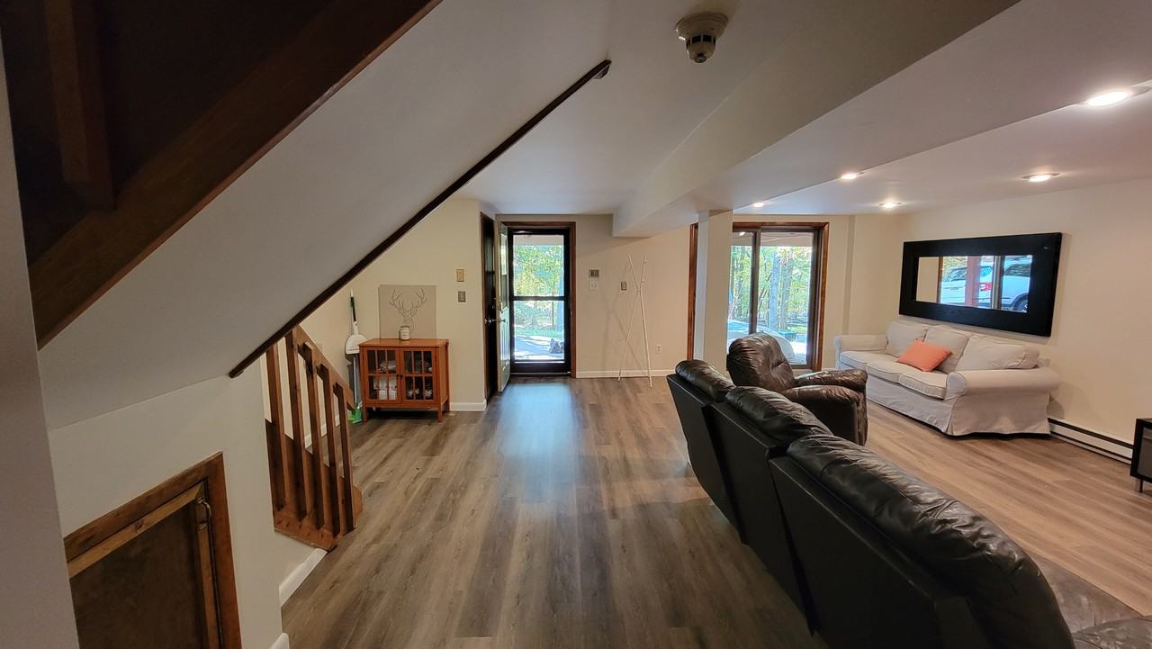 221 S Iroquois Cir #NA - Photo 7 of 14
