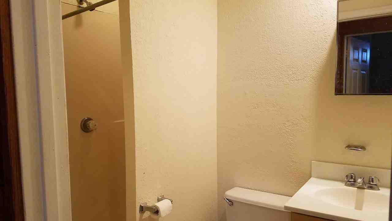 6012 Mcpherson Ave #3W - Photo 4 of 11