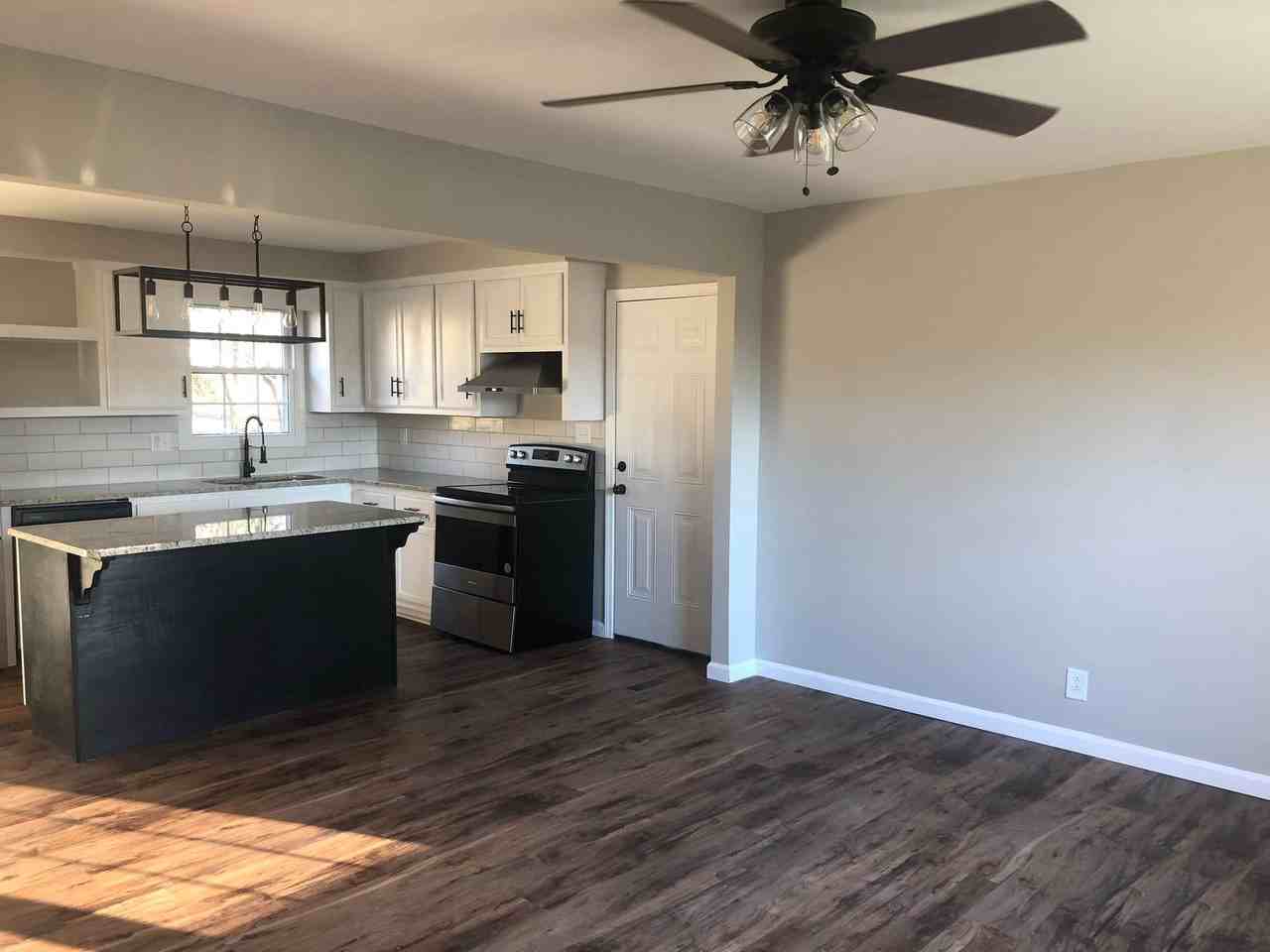 567 Cynthia Dr - Photo 7 of 11
