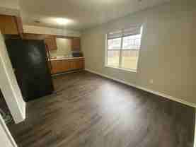 210 Oxford Cir - Photo 1 of 1