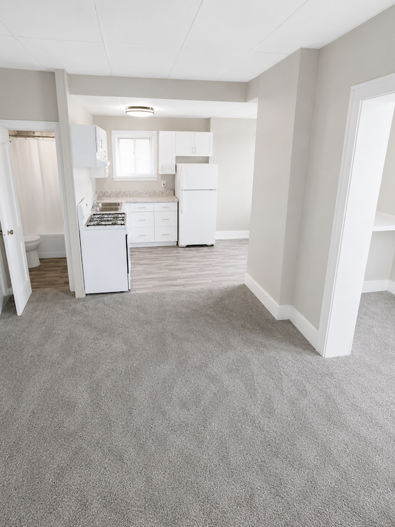 1330 Locust St #4 - Photo 4 of 6