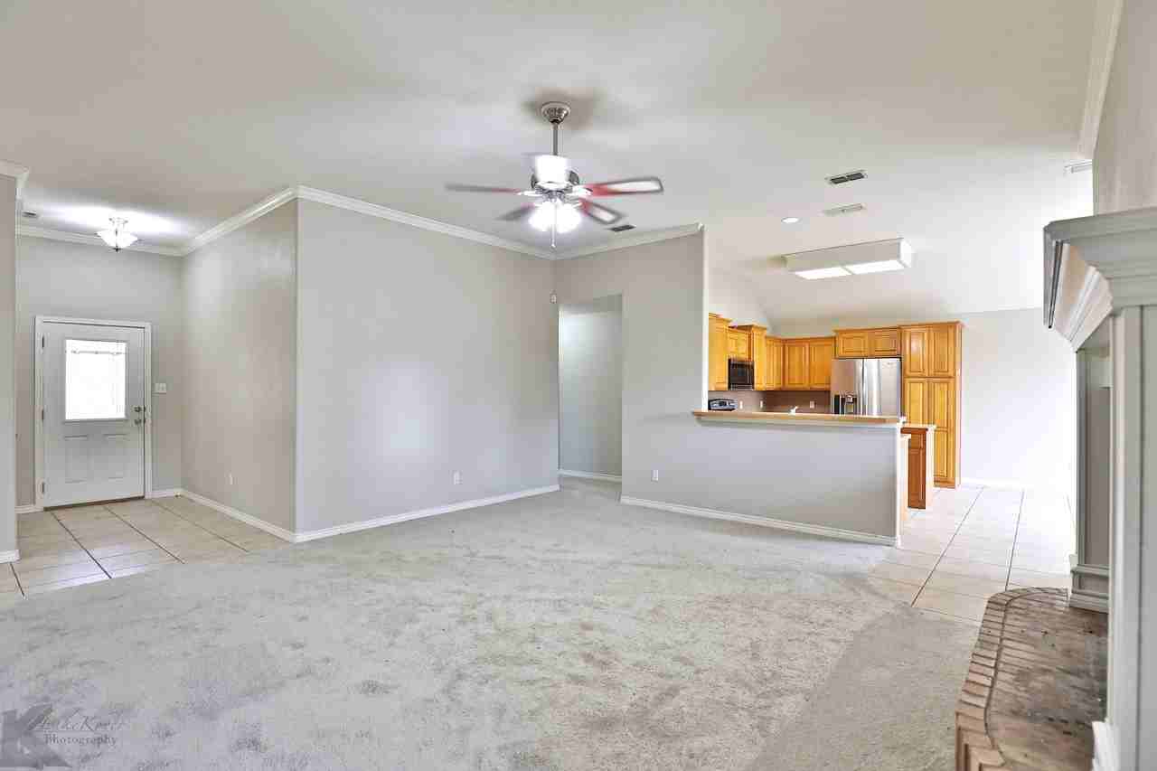 7125 Sable Cir - Photo 7 of 43
