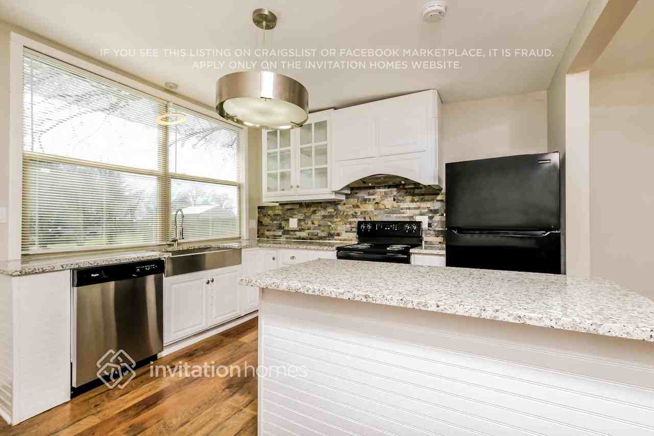 1920 E Stone Rd - Photo 5 of 15