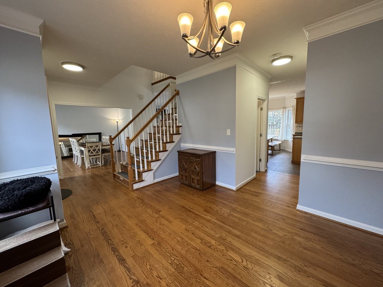 307 Ludlow Dr - Photo 2 of 41