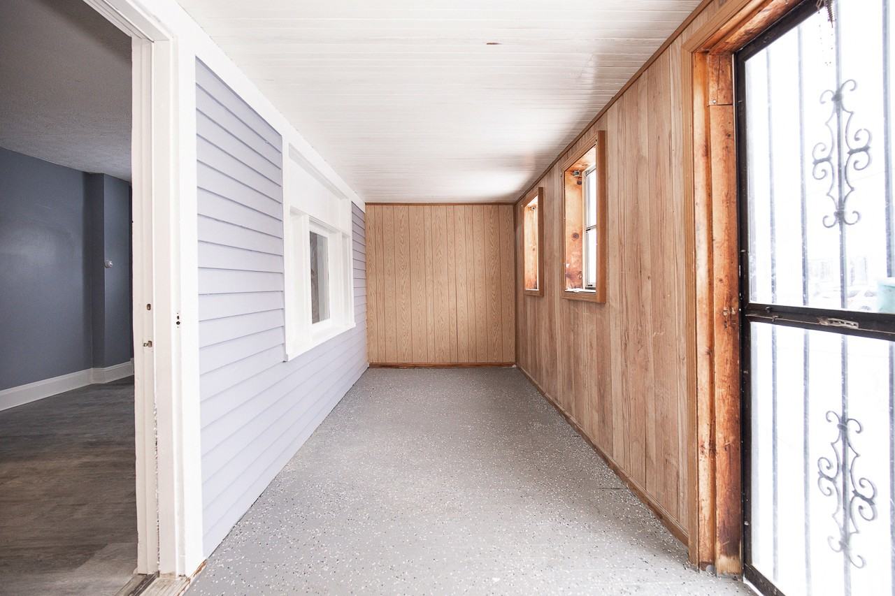 10315 Gay Ave - Photo 5 of 13