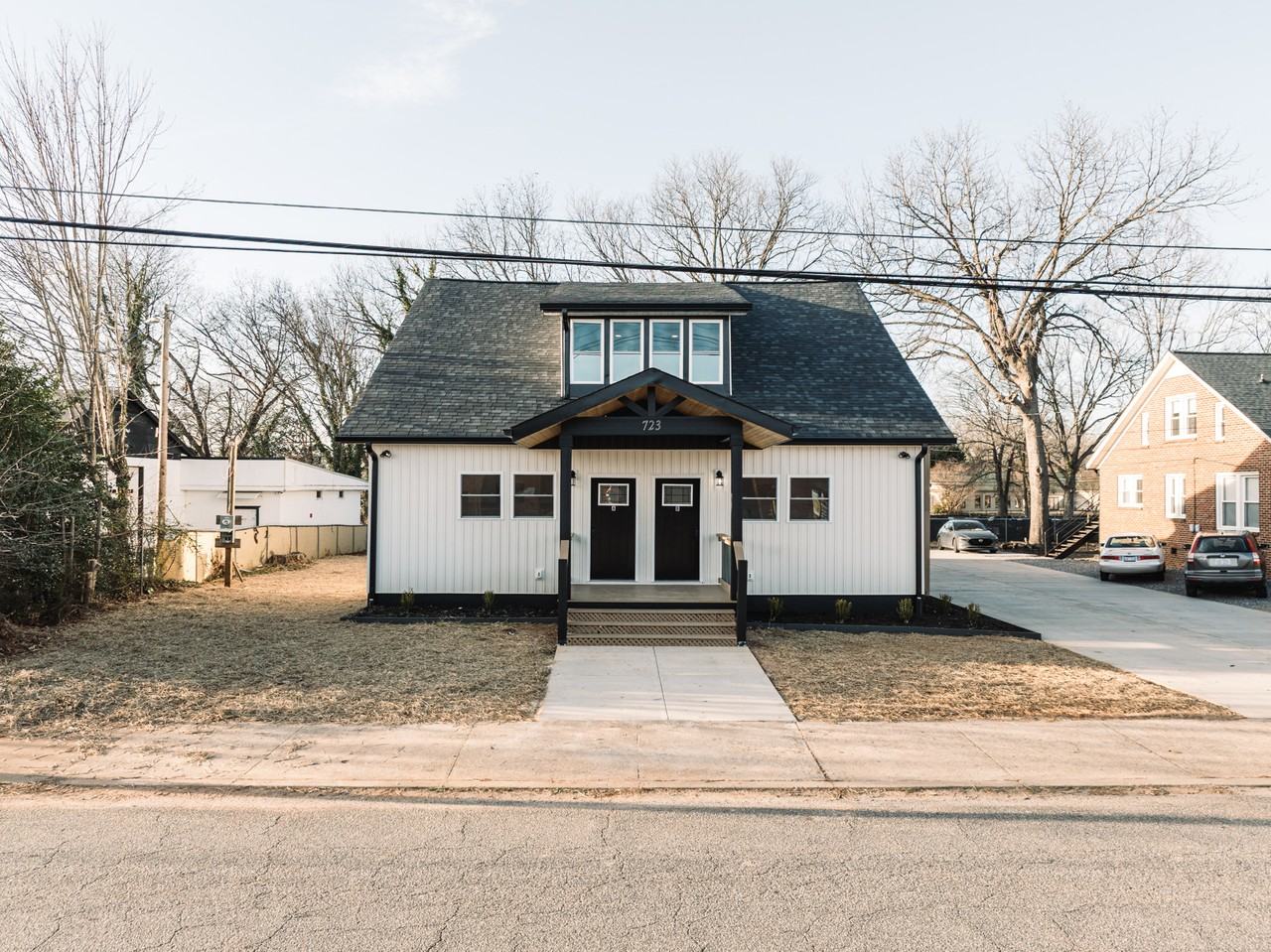 723 Highland Ave Se - Photo 5 of 5