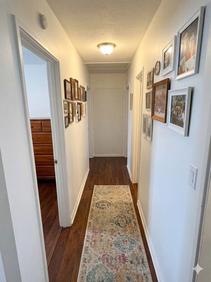 1122 Beechdale Rd - Photo 4 of 8