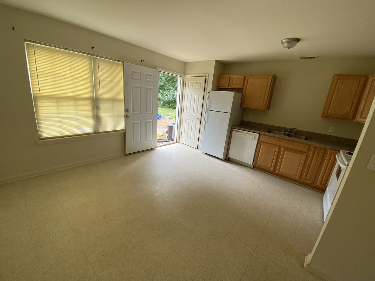 87 County Road 857 #B3 - Photo 2 of 7
