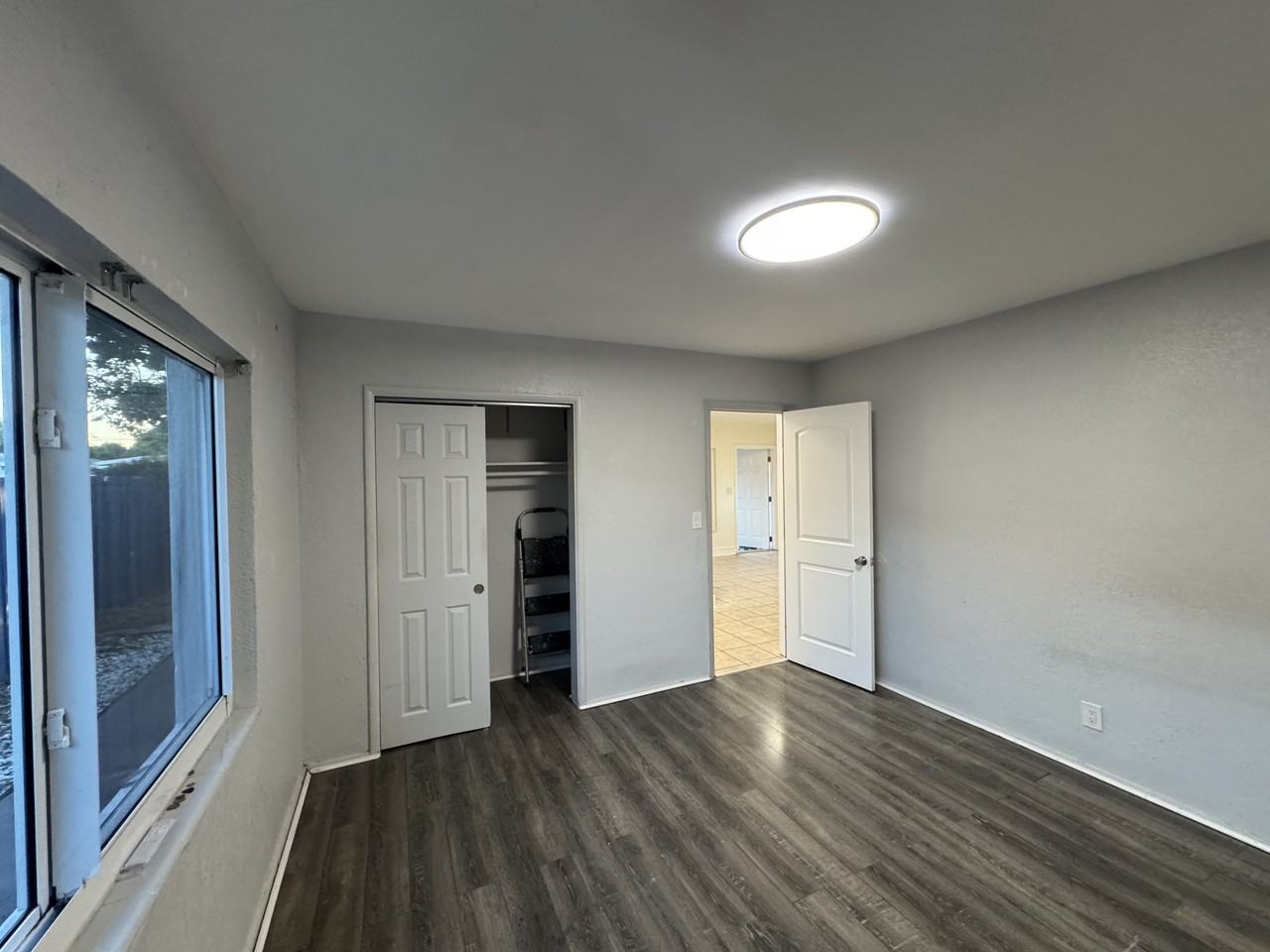 140 Ne 19th Ave - Photo 4 of 31