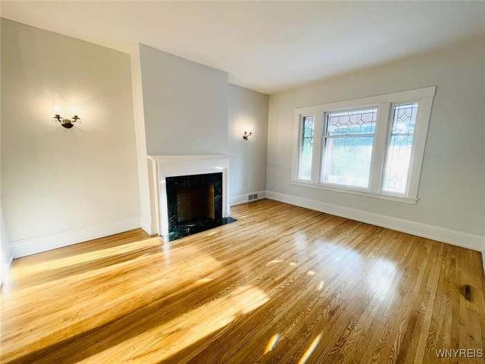 21 Sterling Ave - Photo 2 of 26
