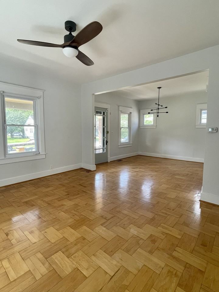 1667 Richmond Dr - Photo 3 of 18