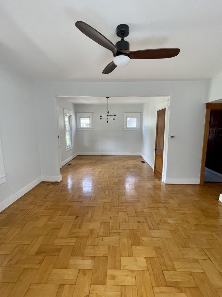 1667 Richmond Dr - Photo 4 of 18