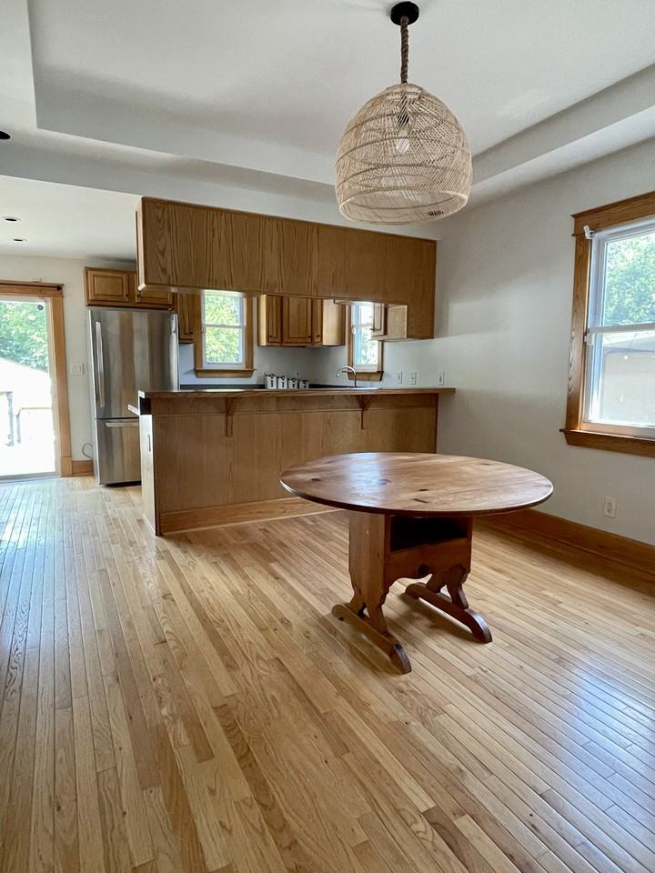 1667 Richmond Dr - Photo 5 of 18