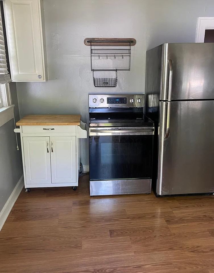 5248 N College Ave - Photo 5 of 11