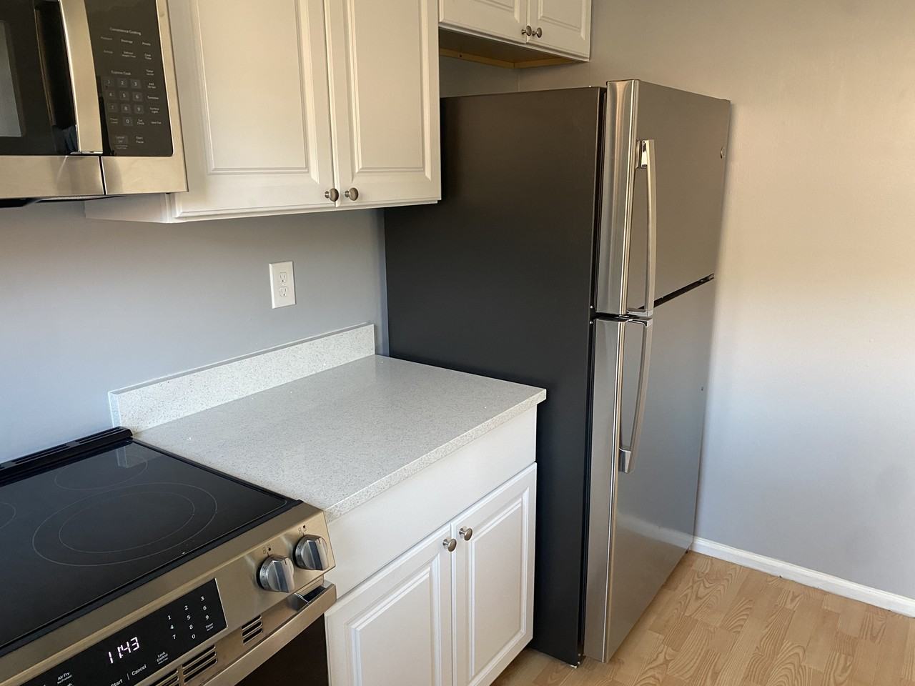 3470 Sunbury Ln - Photo 6 of 20