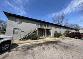 featured image of 1113 14th St N #12