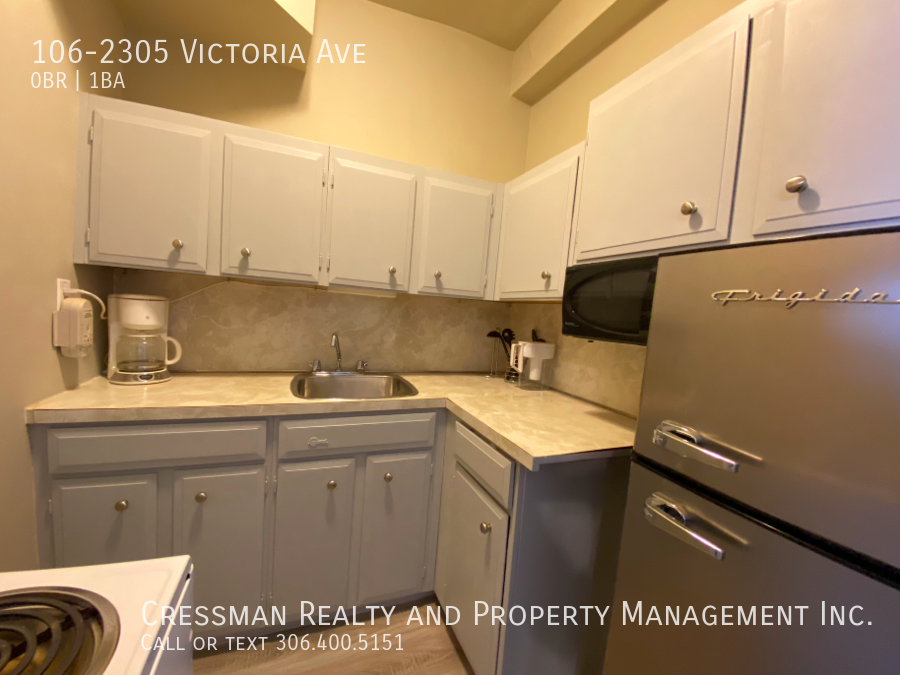2305 Victoria Ave - Photo 6 of 30