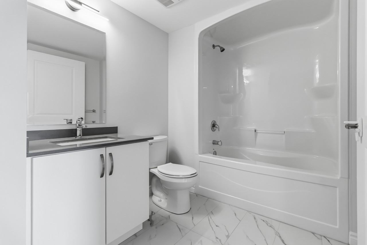 The Watson Residences - Photo 6 of 50
