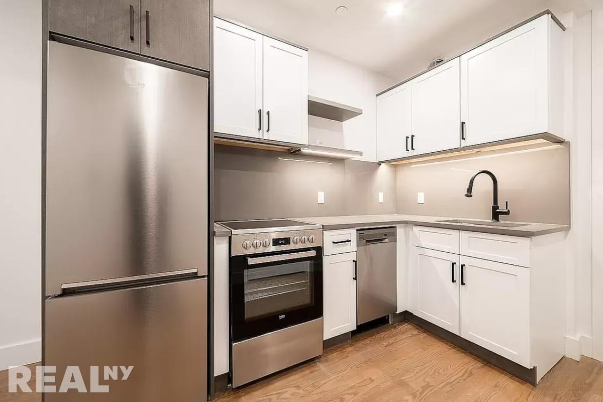 Nostrand Ave #4C - Photo 2 of 8
