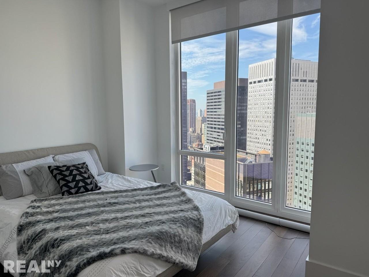 E 44th St #39E - Photo 7 of 13