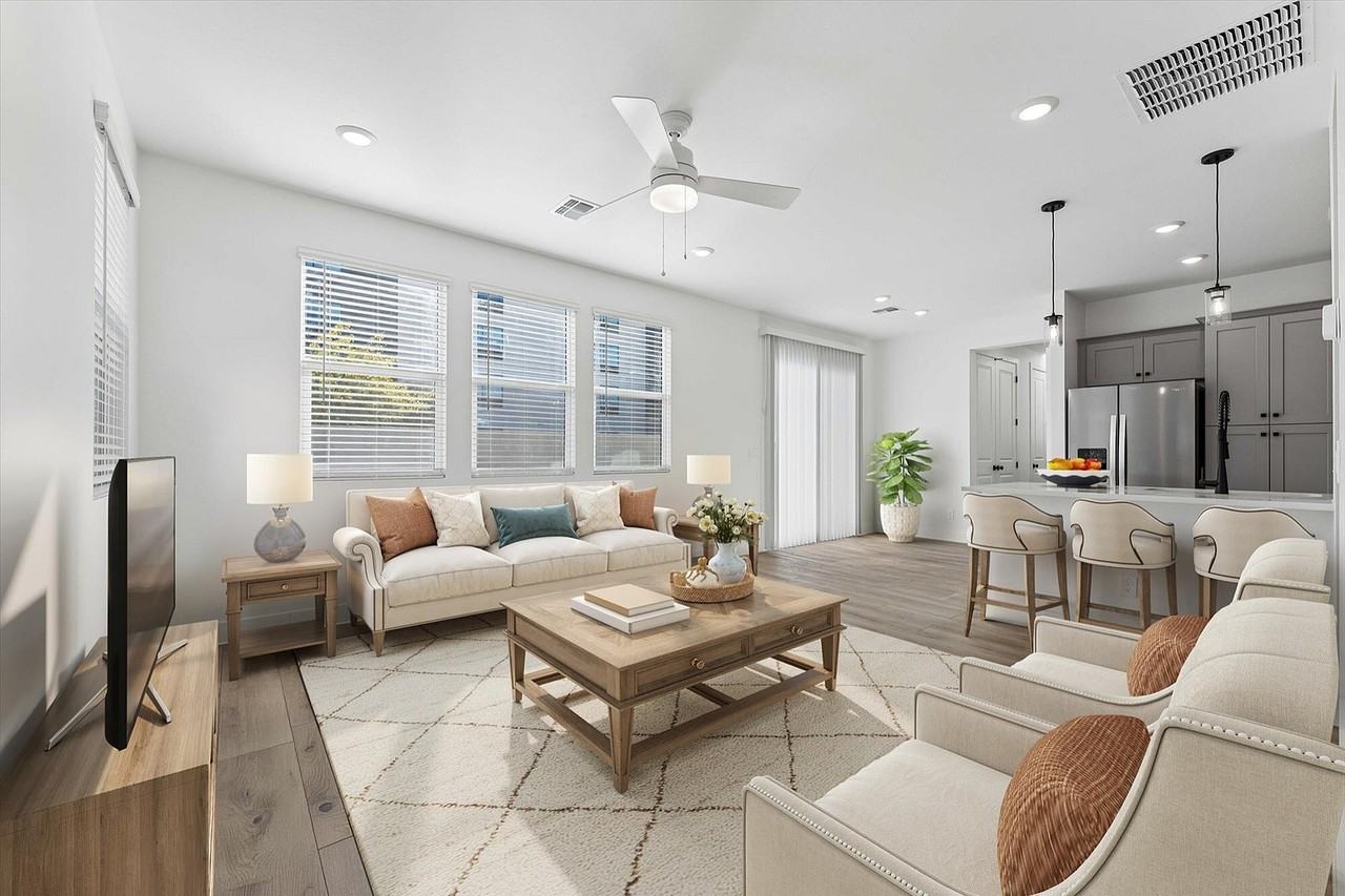 Rev3 at Avondale Station | Homes for Rent - Photo 2 of 19