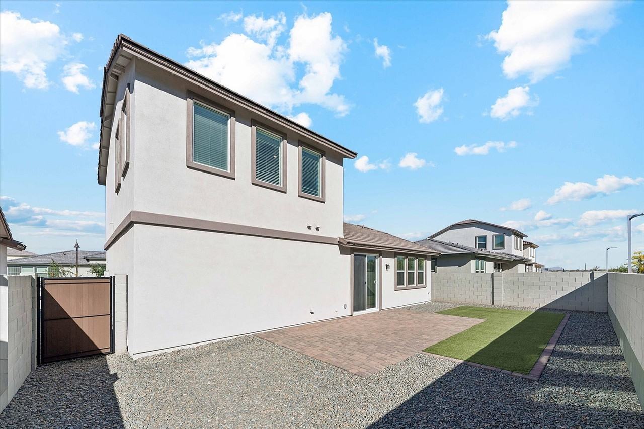 Rev3 at Avondale Station | Homes for Rent - Photo 6 of 19