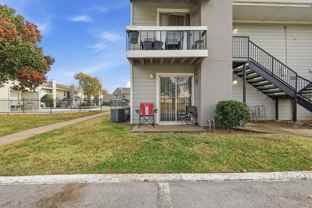 Woodland HIlls Apartments - Photo 1 of 1
