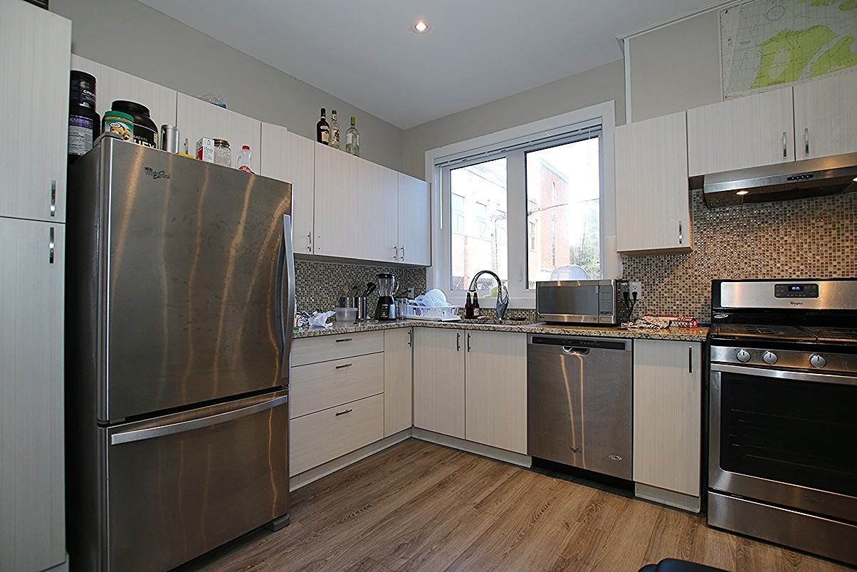 95-97 Fourth Avenue - Photo 6 of 16