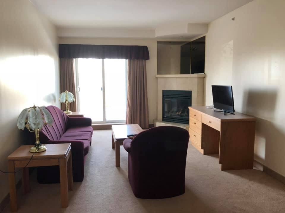 Capri Apartments Ponoka - Photo 2 of 10