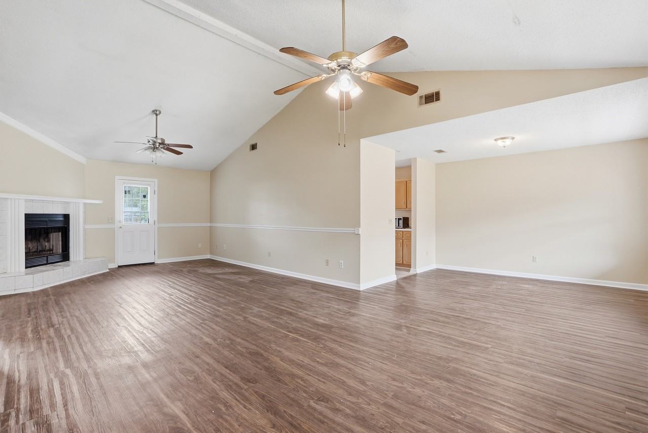 189 W Kenny Dr #1 - Photo 5 of 39