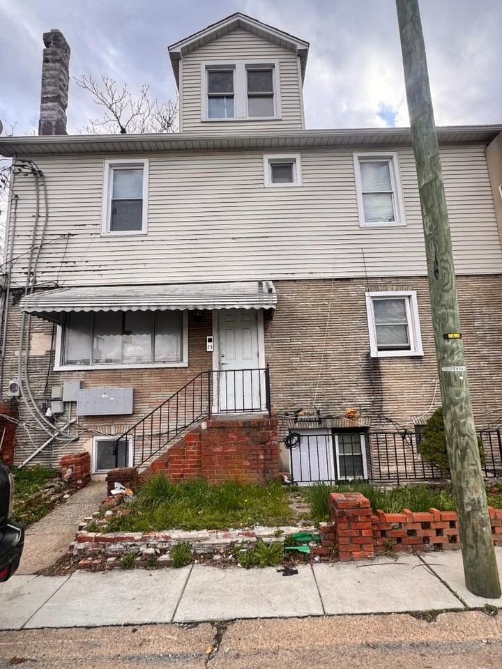 4833 Belair Rd - Photo 2 of 12